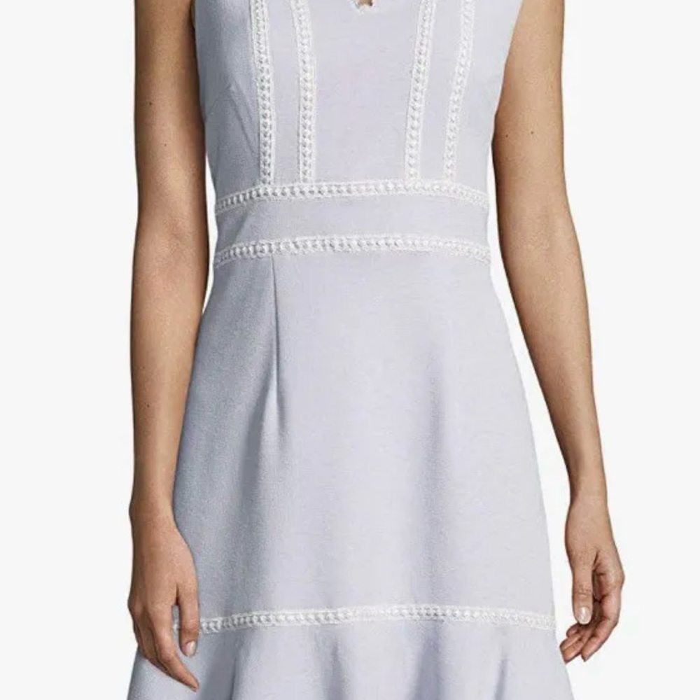 Nanette Lepore sleeveless dress in Lilac and white eyelet trim - EUC - Size 6 - Picture 9 of 11